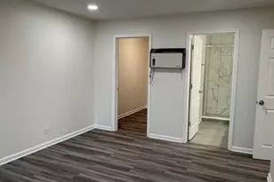 635 Limerick Ln, Schaumburg, IL 60193 - Photo 11