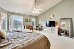 334 Bristol Ln, Fox River Grove, IL 60021 - Photo 17