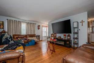 2807 Carmac Rd, Rockford, IL 61101 - Photo 5