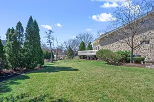 1916 Midwest Club Pkwy, Oak Brook, IL 60523 - Photo 67