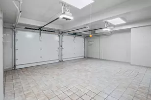 1916 Midwest Club Pkwy, Oak Brook, IL 60523 - Photo 47