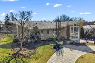 1916 Midwest Club Pkwy, Oak Brook, IL 60523 - Photo 57