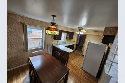 8500 Parkside Avenue, Burbank, IL 60459 - Photo 9