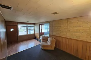 8500 Parkside Ave, Burbank, IL 60459 - Photo 17