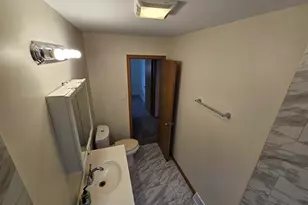 8500 Parkside Ave, Burbank, IL 60459 - Photo 21