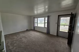 8500 Parkside Ave, Burbank, IL 60459 - Photo 7