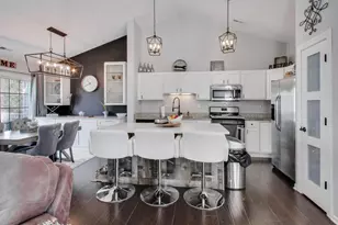 2325 Georgetown Cir, Aurora, IL 60503 - Photo 7