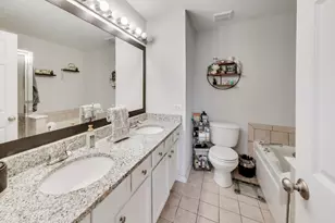 2325 Georgetown Cir, Aurora, IL 60503 - Photo 19