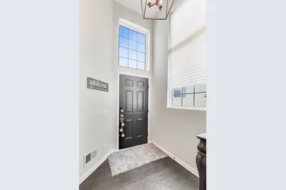 2325 Georgetown Circle, Aurora, IL 60503 - Photo 3