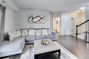 2325 Georgetown Cir, Aurora, IL 60503 - Photo 25