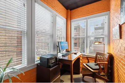 1351 W Sunnyside Avenue #2, Chicago, IL 60640 - Photo 5