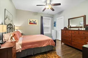 1351 W Sunnyside Ave, Chicago, IL 60640 - Photo 7