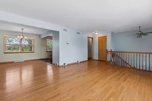 1259 Heather Rd, Homewood, IL 60430 - Photo 5