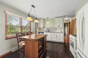 1259 Heather Rd, Homewood, IL 60430 - Photo 7