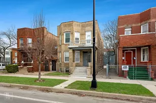 738 E Marquette Rd, Chicago, IL 60637 - Photo 1