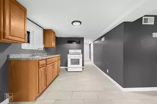 738 E Marquette Rd, Chicago, IL 60637 - Photo 25