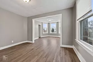 738 E Marquette Rd, Chicago, IL 60637 - Photo 5