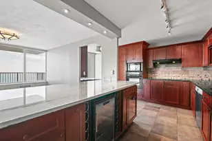 940 W Glenlake Ave, Chicago, IL 60660 - Photo 13