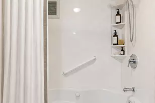 940 W Glenlake Ave, Chicago, IL 60660 - Photo 23