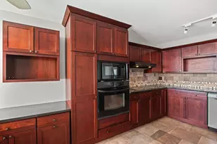 940 W Glenlake Ave, Chicago, IL 60660 - Photo 17