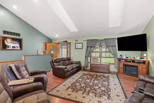 107 Lost Ln, Savanna, IL 61074 - Photo 3