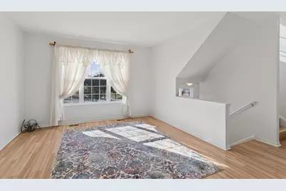 24 Village Station Lane, Grayslake, IL 60030 - Photo 3