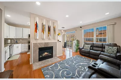 1142 Georgetown Way, Vernon Hills, IL 60061 - Photo 9