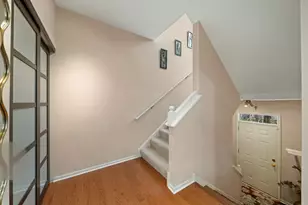 1142 Georgetown Way, Vernon Hills, IL 60061 - Photo 5