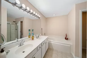 1142 Georgetown Way, Vernon Hills, IL 60061 - Photo 21