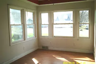 1725 23rd Ave, Rock Island, IL 61201 - Photo 3