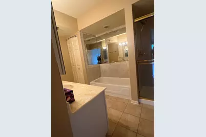 7081 W Touhy Avenue #606, Niles, IL 60714 - Photo 9