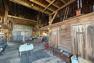 915 E Emery Rd, Maroa, IL 61756 - Photo 31