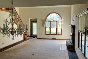 3051 Fairway Oaks Dr, Dekalb, IL 60115 - Photo 3