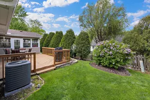 1714 Park Dr, Schaumburg, IL 60194 - Photo 25