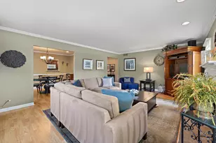 1714 Park Dr, Schaumburg, IL 60194 - Photo 13