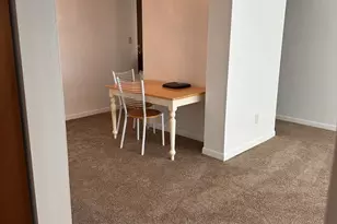 222 Madison St, Joliet, IL 60435 - Photo 5