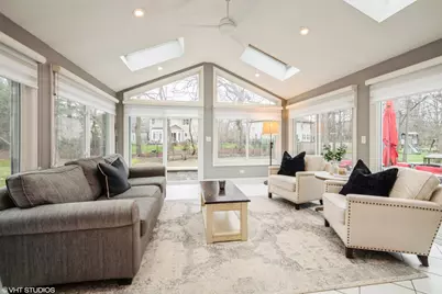 6695 Foxworth Lane, Gurnee, IL 60031 - Photo 11