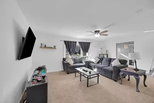 4240 176th St, Country Club Hills, IL 60478 - Photo 7