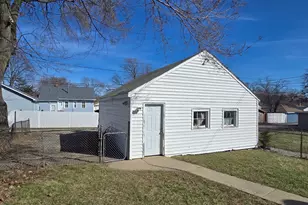 417 S Lewis Ave, Waukegan, IL 60085 - Photo 23