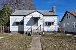 417 S Lewis Ave, Waukegan, IL 60085 - Photo 1