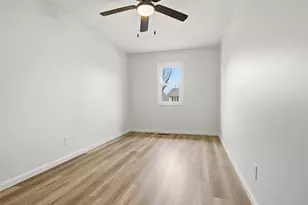 1305 Bancroft Dr, Bloomington, IL 61704 - Photo 15