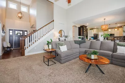 114 Mallard Way, Hudson, IL 61748 - Photo 7