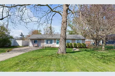 408 E Benham Street, Tolono, IL 61880 - Photo 3