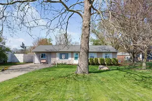 408 E Benham St, Tolono, IL 61880 - Photo 3