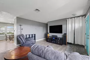 408 E Benham St, Tolono, IL 61880 - Photo 9