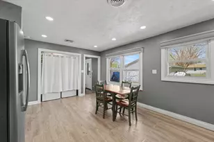 408 E Benham St, Tolono, IL 61880 - Photo 13