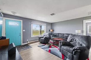 408 E Benham St, Tolono, IL 61880 - Photo 7