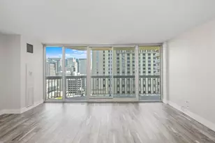 [Address not provided], Chicago, IL 60654 - Photo 5