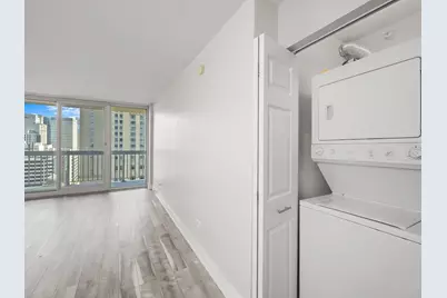 [Address not provided], Chicago, IL 60654 - Photo 15