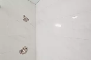 [Address not provided], Chicago, IL 60654 - Photo 11